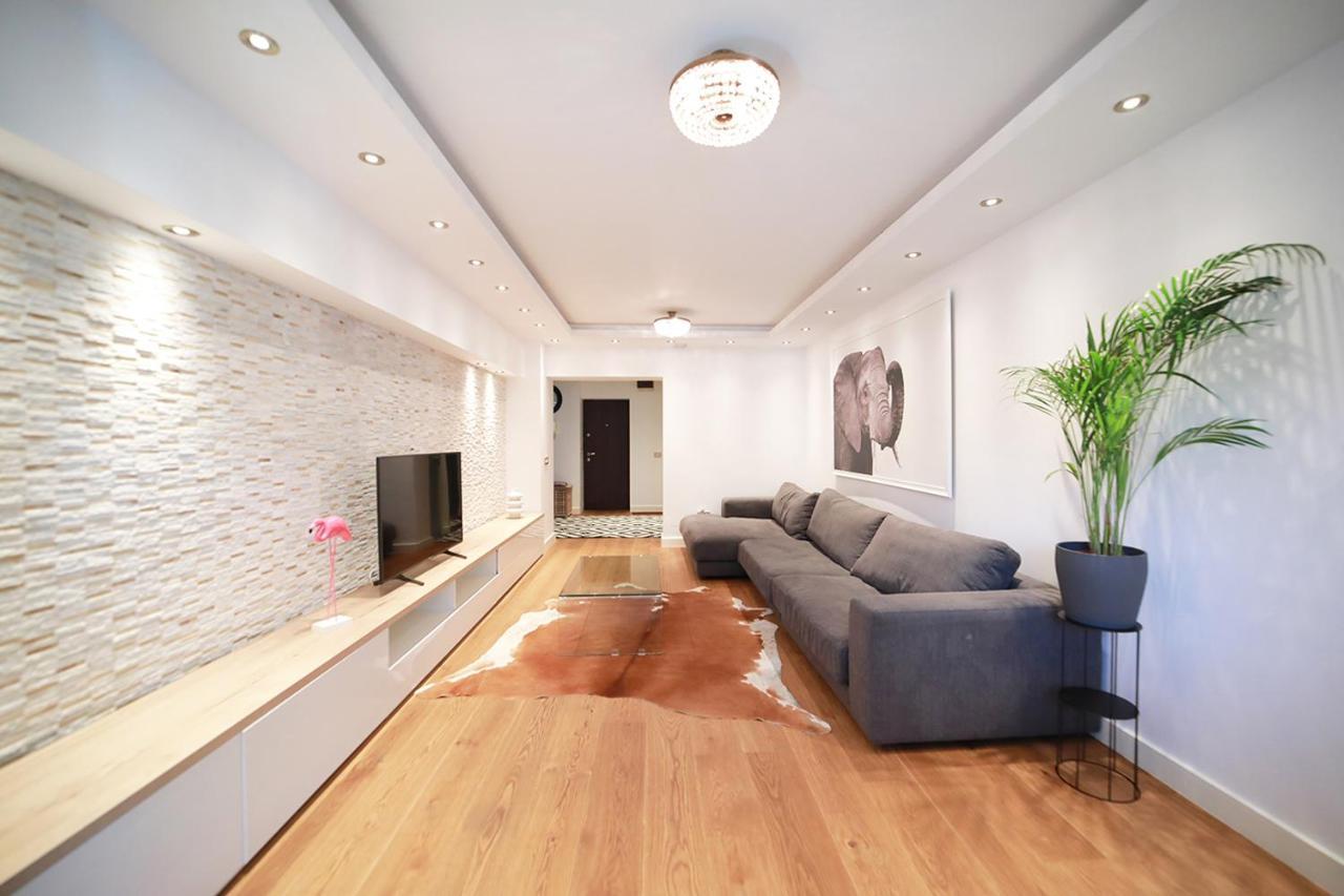 Downtown Oasis Unirii Apartment Бухарест Экстерьер фото